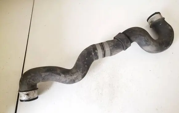 Mercedes-Benz C W203 Engine coolant pipe/hose