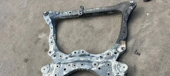 Lexus ES VII XZ10 Front subframe 5110033170