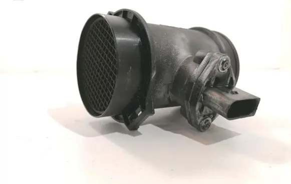 Audi A6 S6 C5 4B Mass air flow meter 109683