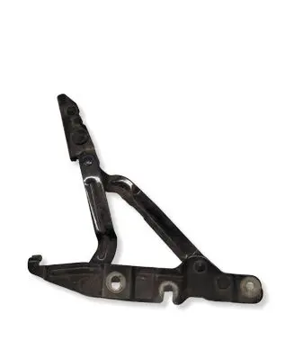 Audi A6 S6 C5 4B Tailgate/trunk/boot hinge 4B5827301D