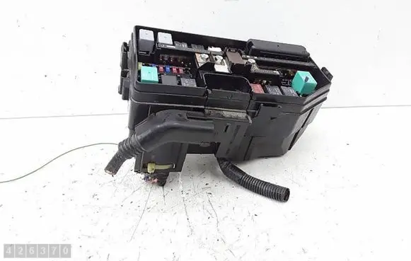 Honda Civic IX Fuse module TV2E010 170R101JKC 160608