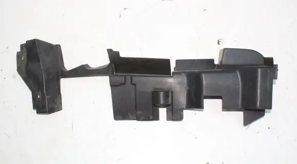 Jeep Cherokee Intercooler air guide/duct channel 68224508AA