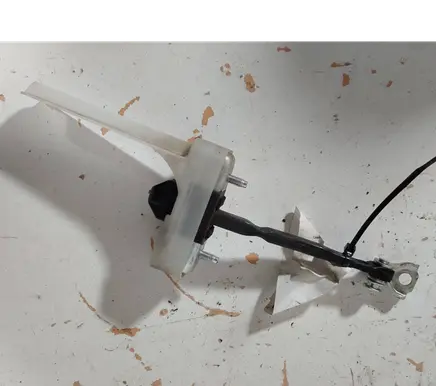 Lexus RX 450H Front door check strap stopper 6862048041