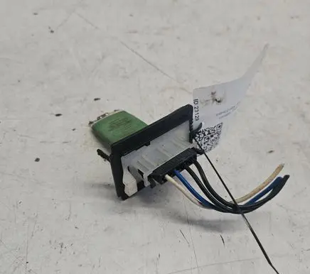 Heater blower motor/fan resistor