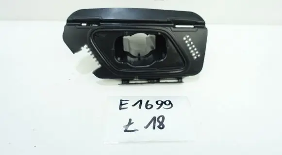 Skoda Superb B8 (3V) ACC Distronic radar sensor grill/trim 3V0807942A