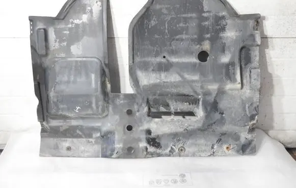 Chrysler Grand Voyager V Engine splash shield/under tray 5113267AA 05113267AA