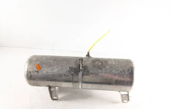 BMW 7 G70 Air suspension tank/reservoir 37205A67193