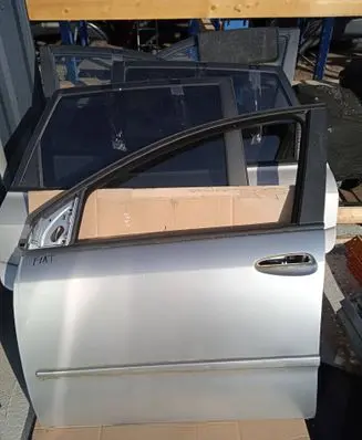 Fiat Croma Front door