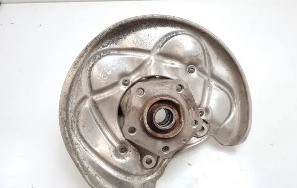 Audi A5 Rear wheel hub 8W0505432Q 8W0501552D