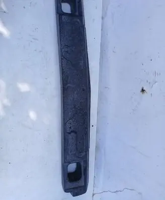 Front bumper foam support bar