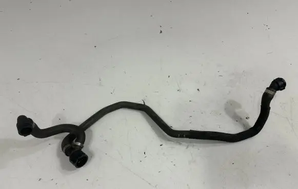 BMW 6 F12 F13 Engine coolant pipe/hose 8512418