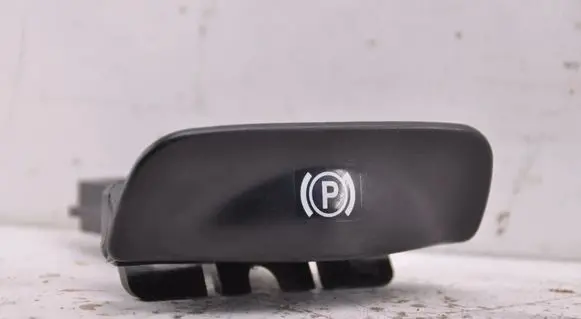 Mercedes-Benz Vito Viano W639 Hand brake release handle A6394270012