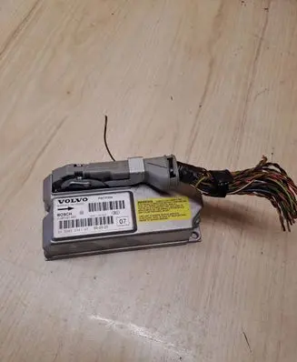 Volvo XC70 Airbag control unit/module 0285001656