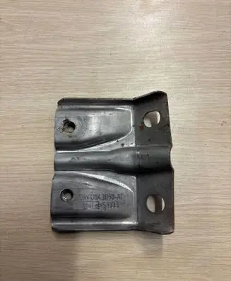 Volvo XC60 Gear shift cable bracket 6G9NU043B58AC