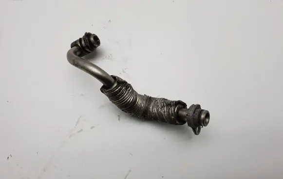 Coolant pipe/hose