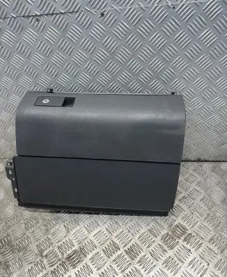Volkswagen Touran II Glove box 1t1857097