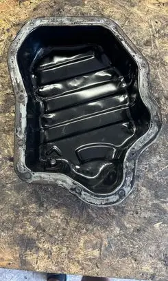 Nissan X-Trail T30 Oil sump