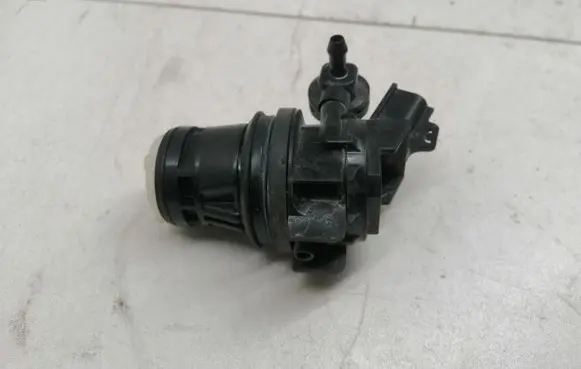 Toyota RAV 4 (XA40) Headlight washer pump 8533042010 0602105810