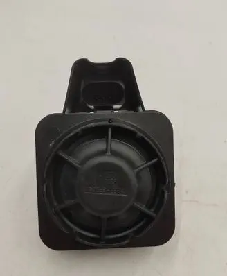 Volkswagen PASSAT B8 Alarm system siren 5Q0951605A 28416773
