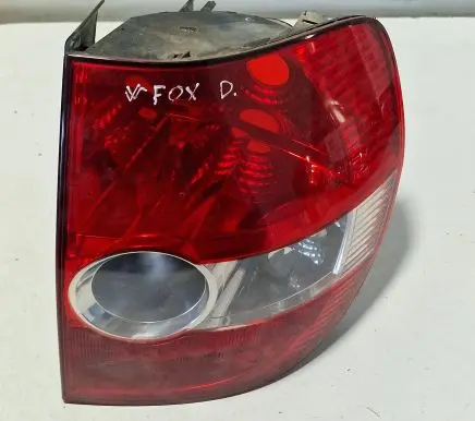 Volkswagen Fox Rear/tail lights 520946006 6128861 69ZZ8X