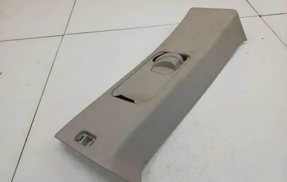 Renault Laguna III (B) pillar trim (top) 14000872B