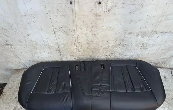 Rear seat