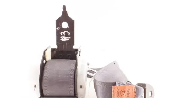 Mitsubishi Galant Middle seatbelt (rear) G0583C7010 0426009 226009