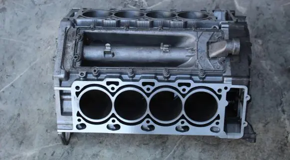 BMW 5 E60 E61 Engine block 