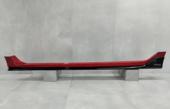 Sill/side skirt trim