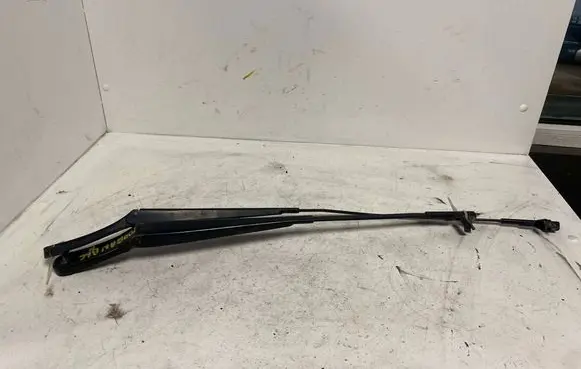 Volkswagen Touran I Front wiper blade arm 2K1955409 2K1955410