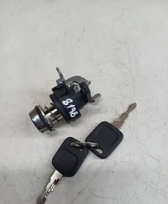 Audi 80 90 B3 Tailgate exterior lock 108611