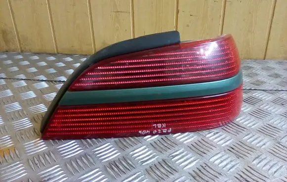 Peugeot 406 Rear/tail lights 9630364777