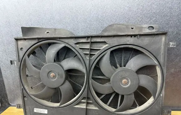 Dodge Caliber Fan set 24041245