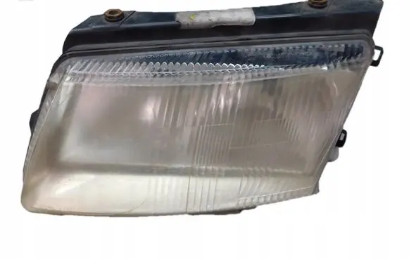 Volkswagen PASSAT B5 Headlight/headlamp