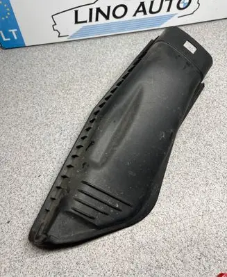 BMW 5 E60 E61 Air filter box cover 7789109