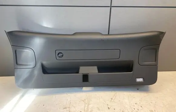 Audi A6 S6 C7 4G Tailgate trim 4G9867979