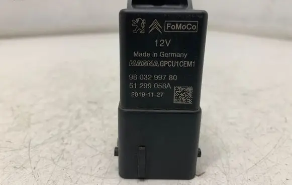 Peugeot Boxer Glow plug pre-heat relay 51299058A