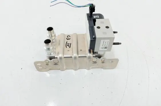 Air conditioning (A/C) radiator (interior)