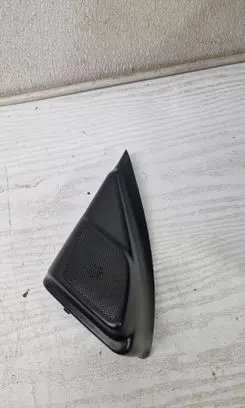 Volvo C30 Side speaker trim/cover 8687759