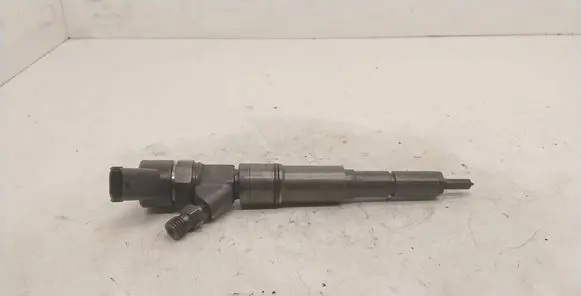 BMW 5 E39 Fuel injector 0445110048 7785985