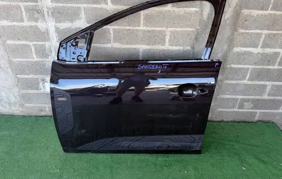 Dacia Sandero III Front door