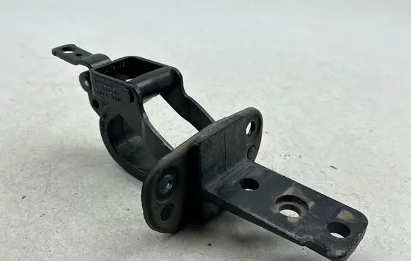 Volvo V70 Tailgate/trunk/boot hinge 312184251
