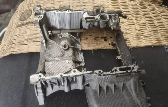 Audi A4 S4 B8 8K Oil sump 059103601cd