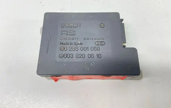 Mercedes-Benz W123 Airbag control unit/module 0038200610 0285001050 A0038200610