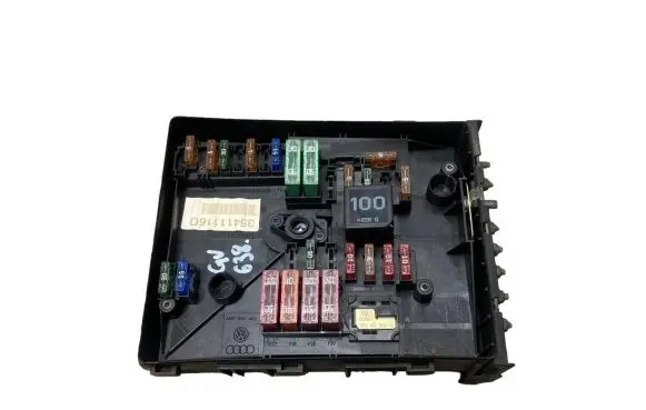 Volkswagen Golf V Fuse module 1K0937125A