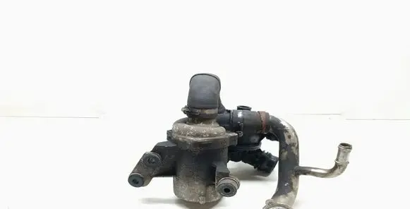 BMW 1 E81 E87 Water pump 7586928