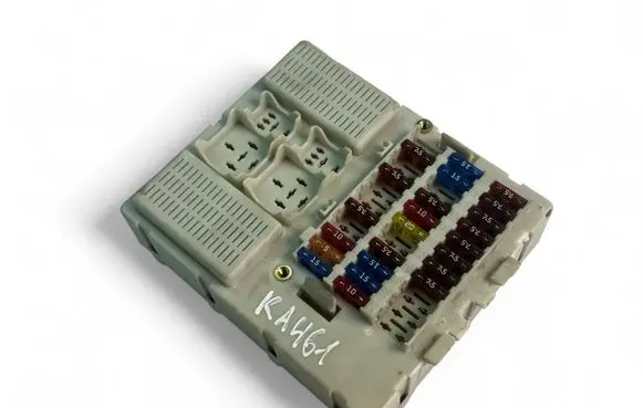 Ford Mondeo MK IV Fuse module 7T1T14A073BA