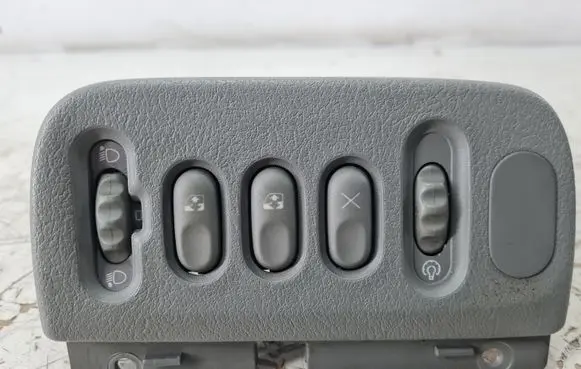 Renault Scenic I Electric window control switch