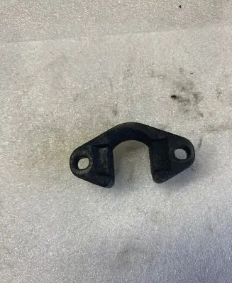BMW 5 E39 Fuel Injector clamp holder