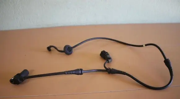 Audi A4 S4 B7 8E 8H ABS brake wheel speed sensor 0265006808